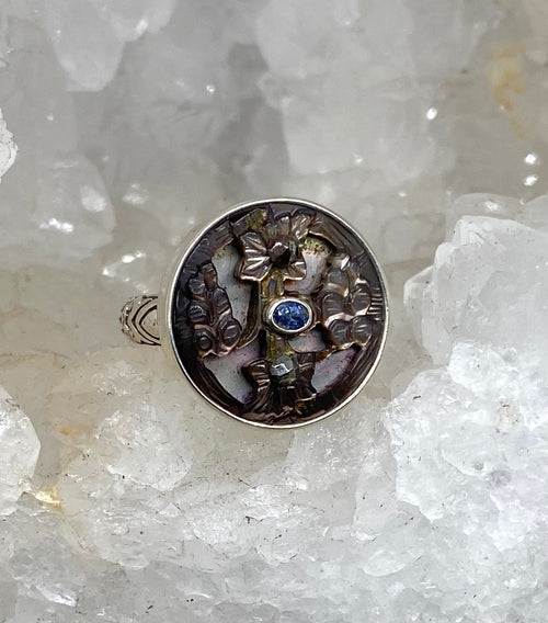 Victorian Carved Shell Grapes w/ Steel Facet Accent W/ Iolite Center Button set in Sterling Silver Ring Size 8.5