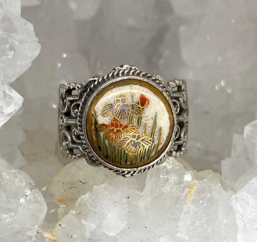 Satsuma Porcelain Hand Painted Floral Button set in Sterling Silver Ring Size 8