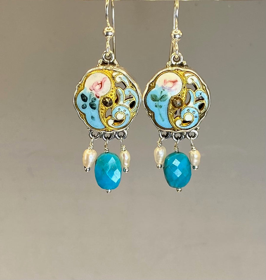 Victorian Openwork Hand Painted Enamel Button set in Sterling Silver With Turquoise Facet Stone & Pearl Accent