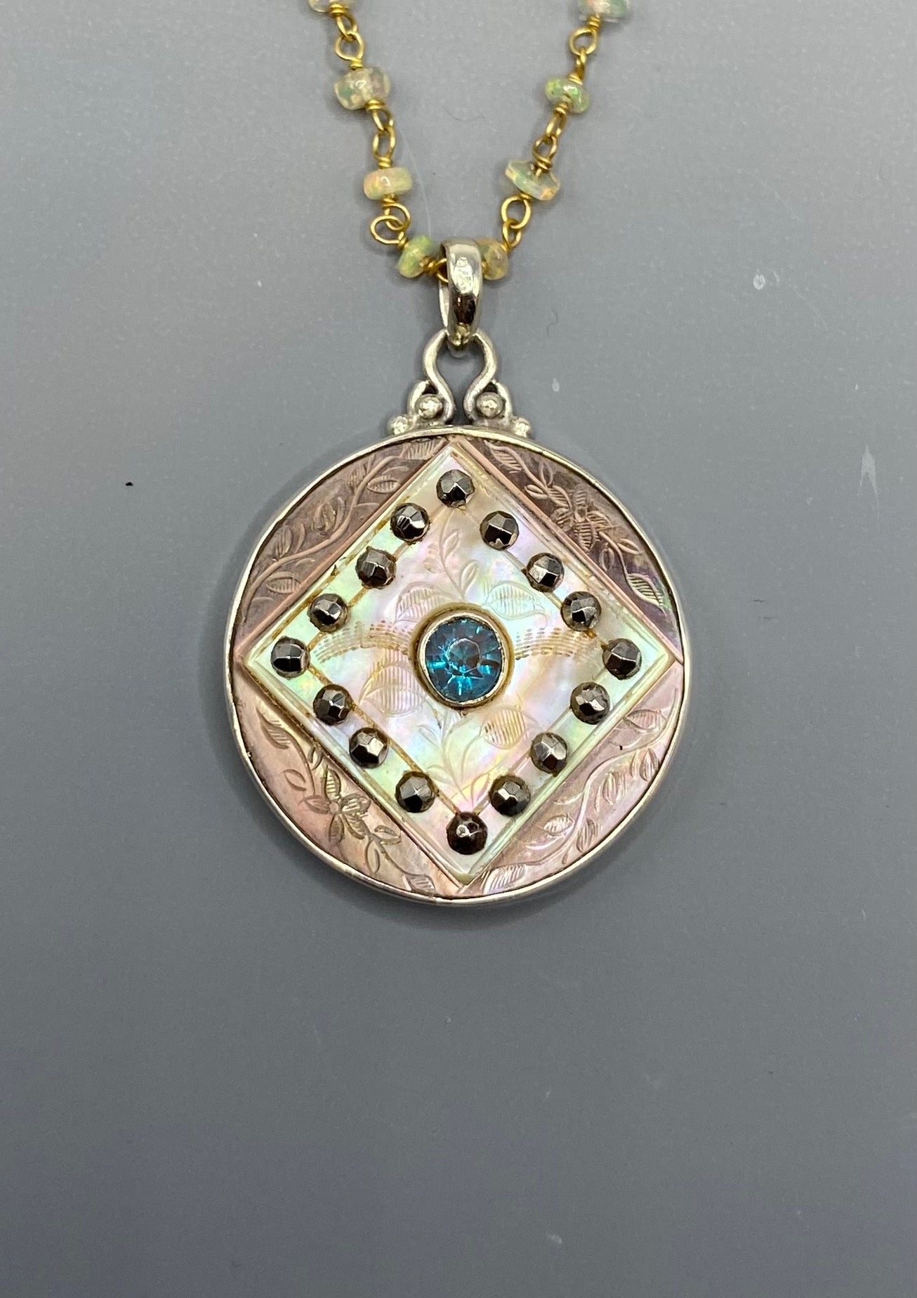 Victorian Glass antique button