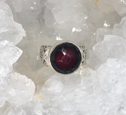 Victorian Facet Red Domed Glass in Metal Button set in Sterling Silver Ring Size 7.5