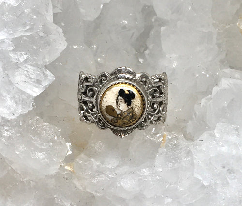 Antique Satsuma Porcelain Hand Painted Button set in Sterling Silver Filigree Ring Size 7.5