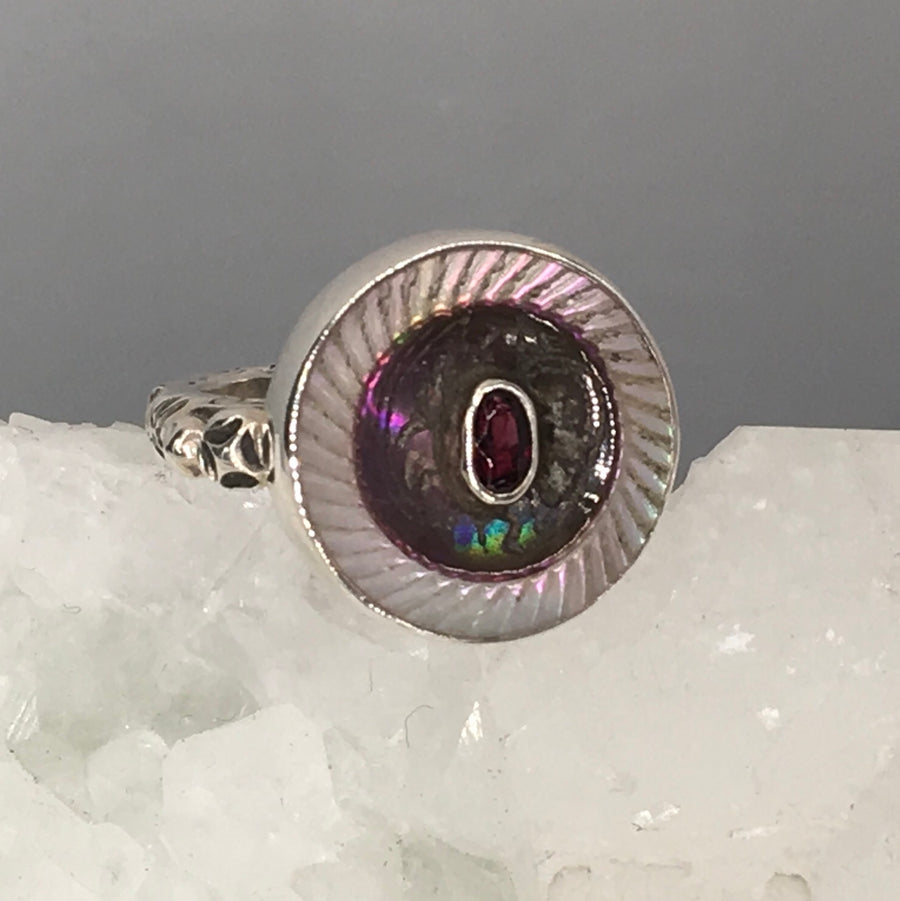 Victorian Carved Pearl w/ Ruby facet Center set in Sterling Silver Ring Size 7