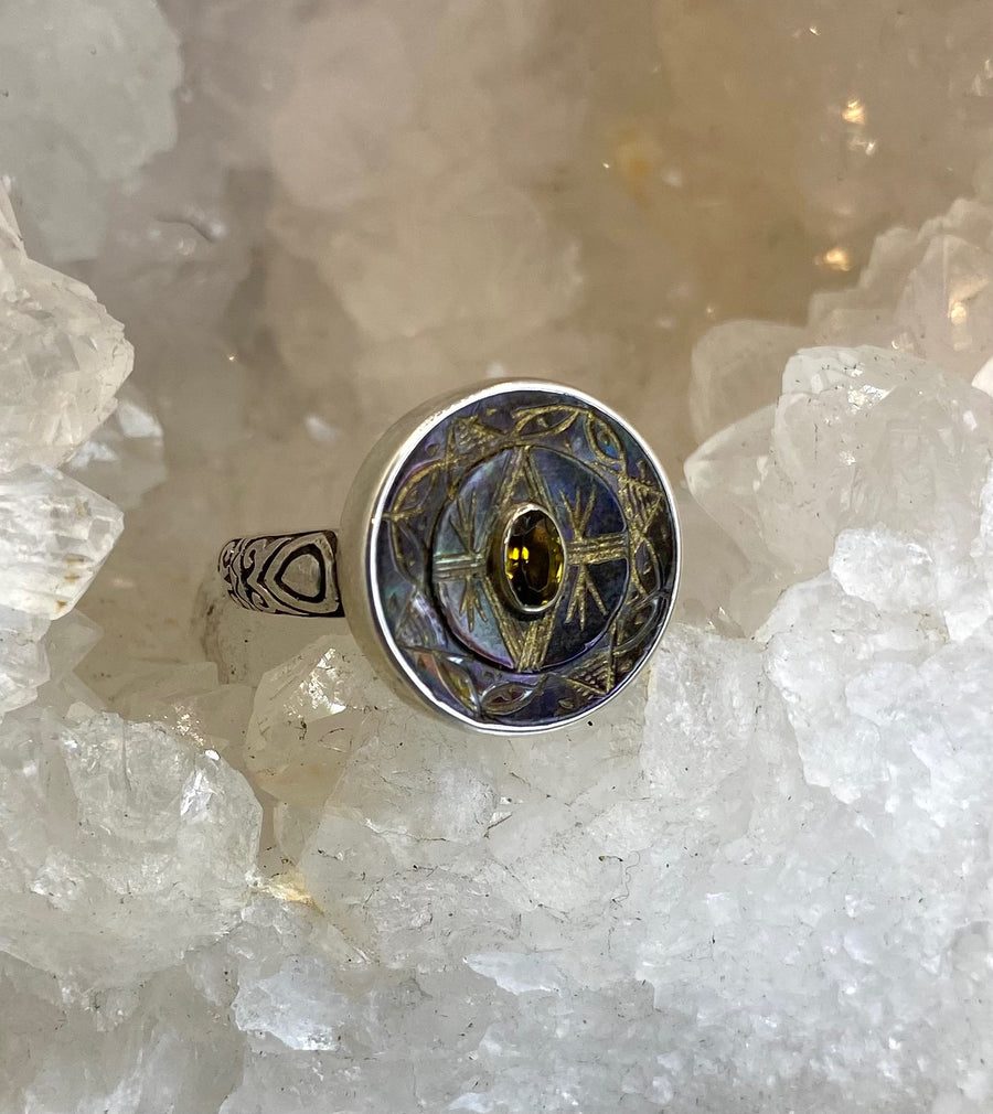 Victorian Carved Tinted Shell Button w/ Tourmaline Facet Center set in Sterling Silver Ring Size 8-1/4