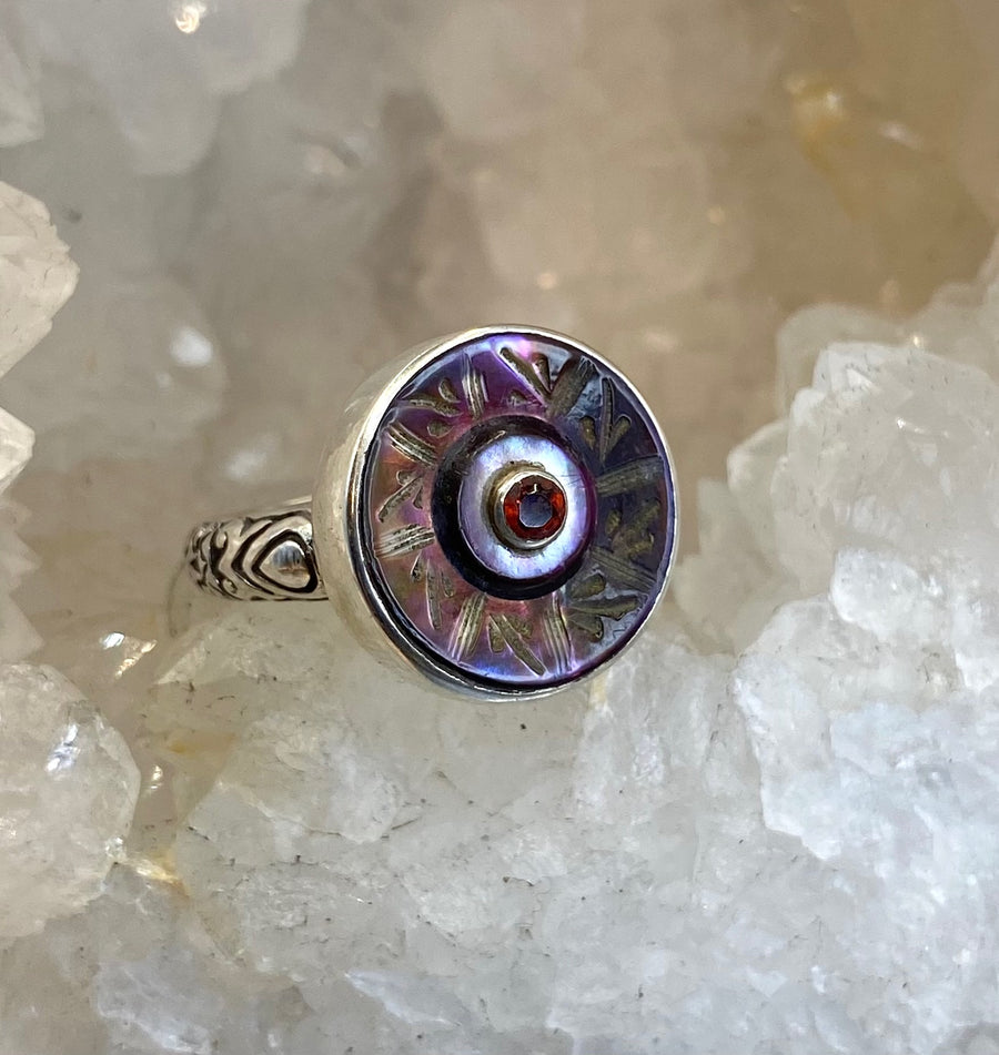 Victorian Carved Tinted Shell Button w/ Garnet Facet Center set in Sterling Silver Ring Size 7-3/4