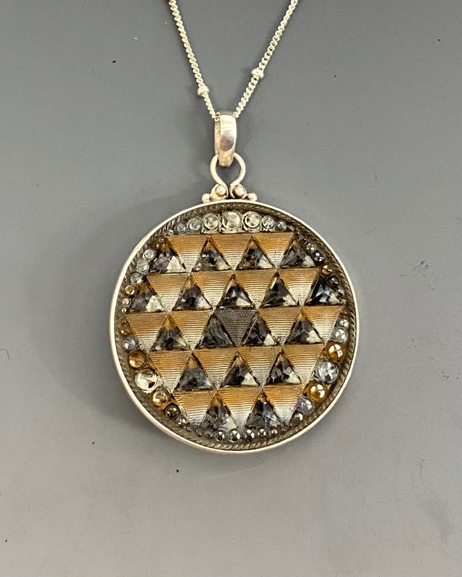 Victorian Lacy Button set in Sterling silver w/ Sterling Silver Necklace