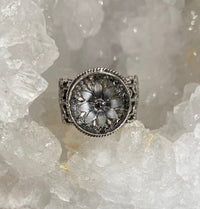 Victorian Lacy Glass Set in Sterling Silver Ring Size 8