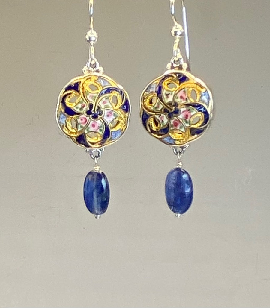 Victorian Openwork Hand Painted Enamel Button set in Sterling Silver With Kyanite Facet Stone Accent